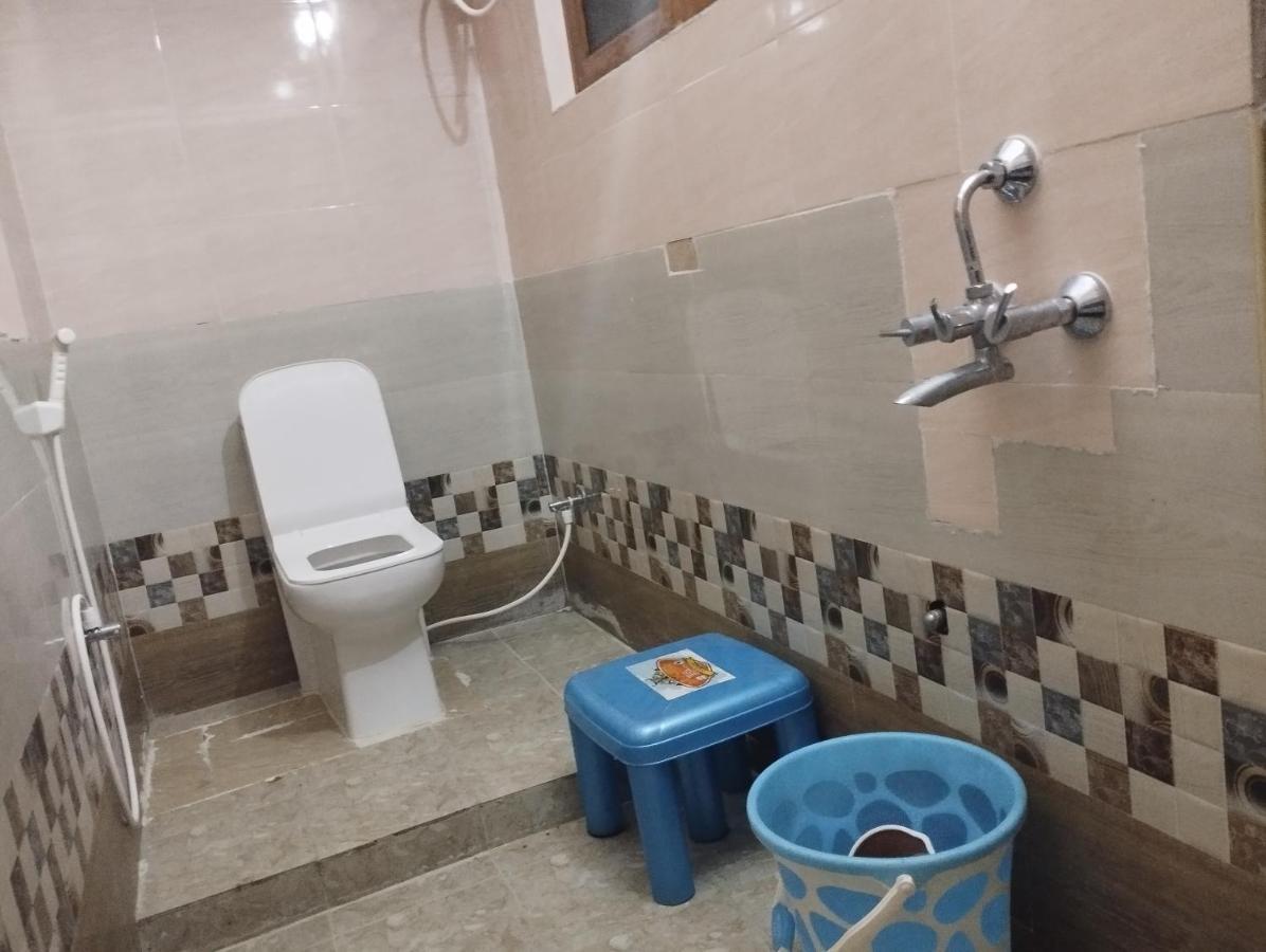 Sls Homestay - Luxury Ac Service Apartments 1Bhk, 2Bhk, 3Bhk - Direct Flyover To Alipiri Tirumala Gate - Walk To Ps4 Pure Veg Restaurants, Supermarkets - Near To National Highway & Padmavathi Amma Temple - Modular Kitchen, Living Room -Free Superfast Tirupati Extérieur photo
